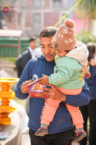 ภาพ No.129742:พิธีตัดปอยผมและแห่นาคธรรมทายาท ในโครงการบรรพชา 1,250 รูป ณ แดนประสูติ สวนลุมพินี ประเทศเนปาล วันที่ 2 มีนาคม พ.ศ. 2567