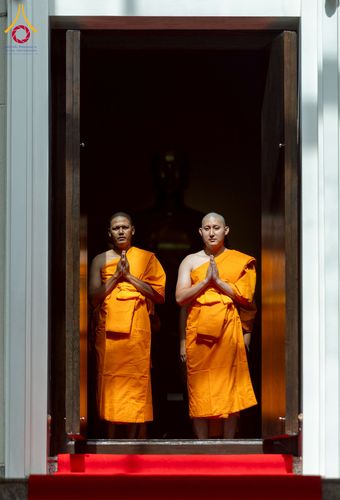 ภาพ No.244816:วันเสาร์ที่ 6 กันยายน พ.ศ. 2568 พิธีถวายบาตร บรรพชา อุปสมบทของนาคธรรมทายาท โครงการอุปสมบทหมู่บูชาธรรมครบรอบ 108 ปี  วันครูผู้ค้นพบวิชชาธรรมกาย ณ โบสถ์พระไตรปิฎก วัดพระธรรมกาย