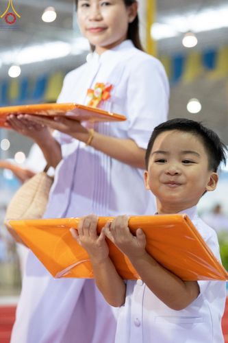 ภาพ No.160154:พิธีทอดผ้าป่าสมทบกฐินวัดพระธรรมกาย และสมทบกฐิน 30,000 วัดทั่วไทย ครั้งที่ 3 ณ สภาธรรมกายสากล วัดพระธรรมกาย วันพฤหัสบดีที่ 10 ตุลาคม พ.ศ. 2567