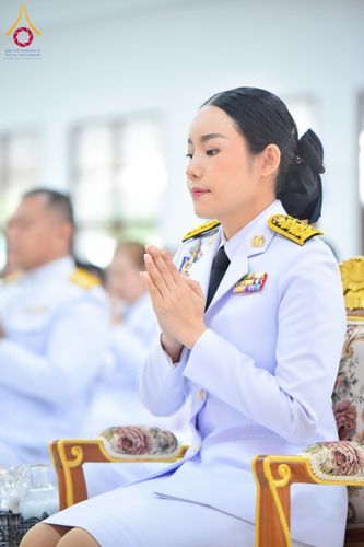 ภาพ No.227114:วันอังคารที่ 3 มิถุนายน พ.ศ. 2568 นายอำเภอคลองหลวง นำพสกนิกรรวมใจภักดิ์ สมเด็จพระนางเจ้าฯ พระบรมราชินี เนื่องในโอกาสวันเฉลิมพระชนมพรรษา ณ อาคารปลูกศรัทธา 2 วัดพระธรรมกาย อ.คลองหลวง จ.ปทุมธานี