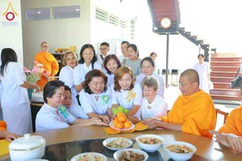 ภาพ No.197588:พิธีถวายสังฆทานคณะสงฆ์ 2 นิกายเชื่อมสัมพันธ์ไทย-เกาหลี วันอาทิตย์ที่ 5 มกราคม พ.ศ. 2568 ณ อาคารชมรมภาวนารักษ์ วัดพระธรรมกาย อำเภอคลองหลวง จังหวัดปทุมธานี