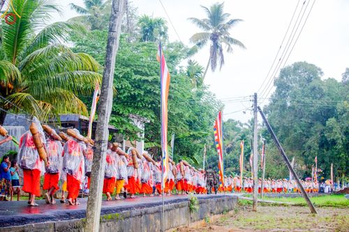 ภาพ No.140962:PhotoStory มหาศรัทธา ธรรมยาตราศรีลังกา EP.5 โครงการสยาม-ลังกา ธรรมยาตรา ฉลองเทศกาลวิสาขบูชาแห่งชาติ ศรีลังกา บูชาธรรม 80 ปีหลวงพ่อธัมมชโย เส้นทางจาก เมืองดัมบูลลา ไปยัง เมืองมาตะเล ตั้งแต่วันที่ 17-20 พฤษภาคม พ.ศ.2567