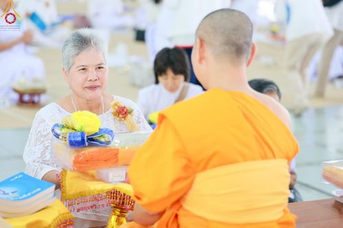 ภาพ No.184820:พิธีถวายภัตตาหารเมนูสวรรค์ "เพื่อการบรรลุธรรม" เนื่องในวาระอายุวัฒนมงคล 84 ปี หลวงพ่อทัตตชีโว วันเสาร์ที่ 21 ธันวาคม พ.ศ. 2567 ณ หอฉันคุณยายอาจารย์ฯ วัดพระธรรมกาย