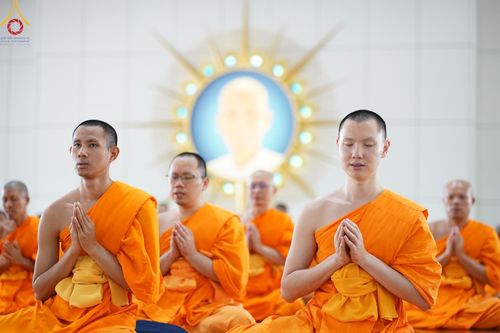 ภาพ No.182371:พิธีถวายภัตตาหารเมนูสวรรค์ "เพื่อการบรรลุธรรม" วันเสาร์ที่ 14 ธันวาคม พ.ศ. 2567 ณ หอฉันคุณยายอาจารย์ฯ วัดพระธรรมกาย