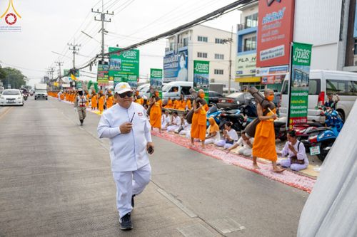 ภาพ No.121802:V.22 ต่อไป การเตรียมงาน เก็บงาน การรับบุญของเจ้าหน้าที่หน่วยงานต่างๆ เพื่อโครงการธรรมยาตรา กตัญญูบูชา มหาปูชนียาจารย์ พระมงคลเทพมุนี (สด จนฺทสโร) พระผู้ปราบมาร อนุสรณ์สถาน 7 แห่ง ปีที่ 12 ระหว่างวันที่ 2 - 31 มกราคม พ.ศ.2567