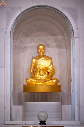 ภาพ No.288380:วันที่ 4 มกราคม พ.ศ. 2569 พระธรรมยาตราปฏิบัติธรรม และถ่ายภาพหมู่ประวัติศาสตร์ ในโครงการธรรมยาตรา กตัญญูบูชา มหาปูชนียาจารย์ พระมงคลเทพมุนี(สด จนฺทสโร) พระผู้ปราบมาร อนุสรณ์สถาน 7 แห่ง ปีที่ 14 ณ อนุสรณ์สถานมหาวิหารพระมงคลเทพมุนี (โลตัสแลนด์) อ.สองพี่น้อง