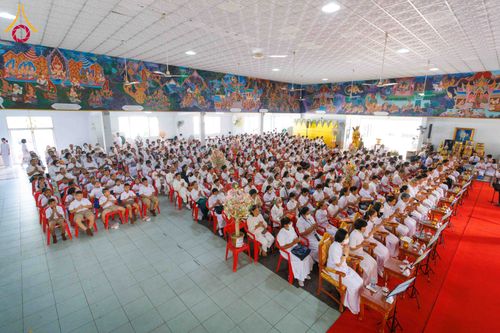 ภาพ No.295639:วันที่ 15 มกราคม พ.ศ. 2569 พิธีทอดผ้าป่าทำนุบำรุงศาสนสถาน ณ วัดโบสถ์บน ต.บางคูเวียง จ.นนทบุรี อนุสรณ์สถานลำดับที่ 4 สถานที่เกิดด้วยกายธรรม ในโครงการธรรมยาตรา กตัญญูบูชา มหาปูชนียาจารย์ พระมงคลเทพมุนี(สด จนฺทสโร) พระผู้ปราบมาร อนุสรณ์สถาน 7 แห่ง ปีที่ 14