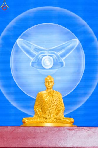 ภาพ No.78908:พิธีตักบาตร ข้าวสารอาหารแห้ง พิธีบูชาข้าวพระ ในวันอาทิตย์ต้นเดือนที่ 2 เมษายน พ.ศ. 2566