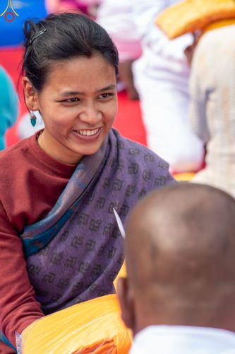 ภาพ No.77619:พิธีตัดปอยผมและปลงผมนาคธรรมทายาท ในโครงการบรรพชาสามเณรหมู่ ประเทศเนปาล วันที่ 11 มีนาคม พ.ศ.2566