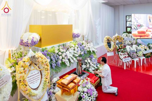 ภาพ No.315333:วันอังคารที่ 24 มีนาคม พ.ศ. 2569 พิธีบำเพ็ญกุศล คุณพ่อณรงค์ จินตมากุล  สิริอายุ 99 ปี 11 เดือน โยมบิดา พระครูปลัดรัตนวีรวัฒน์ (รังสฤษดิ์ อิทฺธิจินตโก) ที่ปรึกษาเจ้าคณะจังหวัดปทุมธานี เจ้าอาวาสวัดพระธรรมกาย  ณ ห้องปลูกศรัทธา 2 วัดพระธรรมกาย ปทุมธานี