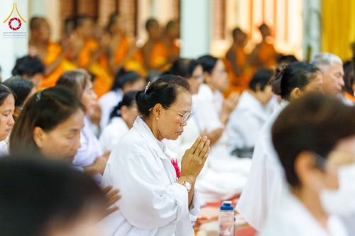 ภาพ No.296400:วันที่ 16 มกราคม พ.ศ. 2569 พิธีทอดผ้าป่าทำนุบำรุงศาสนสถาน ณ วัดโพธิ์เอน ต.บางขุนกอง อ.บางกรวย จ.นนทบุรี อนุสรณ์สถานลำดับที่ 4 สถานที่เกิดด้วยกายธรรม ในโครงการธรรมยาตรา กตัญญูบูชา มหาปูชนียาจารย์ พระมงคลเทพมุนี(สด จนฺทสโร) พระผู้ปราบมาร อนุสรณ์สถาน 7 แห่ง