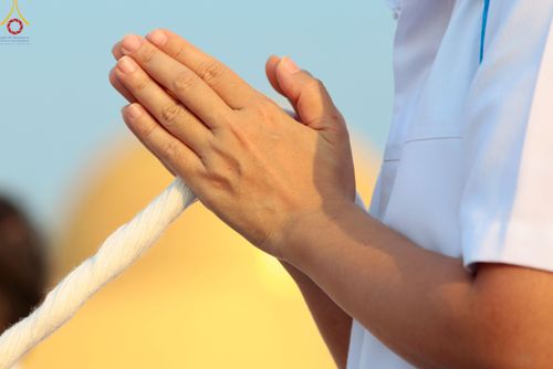 ภาพ No.79233:พิธีอัญเชิญองค์พระบรมพุทธเจ้า 24 องค์ เวียนประทักษิณรอบพระมหาธรรมกายเจดีย์ ณ วัดพระธรรมกาย  วันที่ 2 เมษายน พ.ศ. 2566