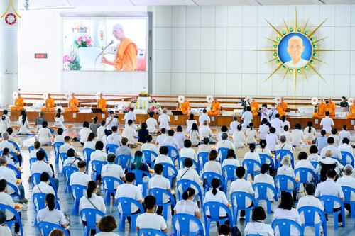 ภาพ No.64888:พิธีบุพเปตพลี ครั้งที่ 129 เพื่ออุทิศบุญกุศลแด่บรรพบุรุษผู้ล่วงลับ วันที่ 23 พฤศจิกายน พ.ศ. 2565 ณ วัดพระธรรมกาย