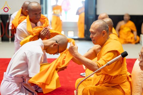 ภาพ No.321358:วันเสาร์ที่ 11 เมษายน พ.ศ.2569 พิธีขอบรรพชา พิธีขอสรณคมณ์และศีล, พิธีถวายบาตร พิธีอุปสมบท โครงการอุปสมบทหมู่ บูชาธรรมหลวงพ่อธัมมชโย พ.ศ.2569 โครงการอุปสมบทหมู่ธรรมทายาท ระดับอุดมศึกษา รุ่น 53 (ภาคฤดูร้อน) ณ วัดพระธรรมกาย ปทุมธานี