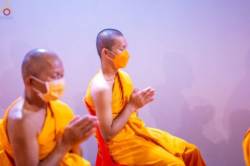 ภาพ No.68614:พิธีสวดมนต์ข้ามปี วันที่ 31 ธันวาคม พ.ศ. 2565 ณ มหารัตนวิหารคด วัดพระธรรมกาย จ.ปทุมธานี