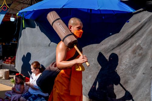 ภาพ No.105641:พิธีต้อนรับพระธรรมยาตรา ในโครงการธรรมยาตรากตัญญูบูชา มหาปูชนียาจารย์ พระมงคลเทพมุนี(สด จนฺทสโร) พระผู้ปราบมาร อนุสรณ์สถาน 7 แห่ง ปีที่ 12 วันที่ 3 มกราคม พ.ศ. 2567 ณ อนุสรณ์สถานโลตัสแลนด์ จ.สุพรรณบุรี