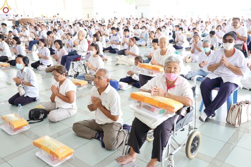 ภาพ No.317632:วันพฤหัสบดีที่ 2 เมษายน พ.ศ.2569 พิธีบุพเปตพลี ครั้งที่ 180 ณ หอฉันคุณยายอาจารย์ฯ วัดพระธรรมกาย