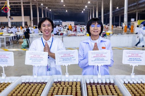 ภาพ No.121166:พิธีถวายภัตตาหารเป็นสังฆทาน แด่คณะพระธรรมยาตราฯ ในโครงการธรรมยาตรากตัญญูบูชา มหาปูชนียาจารย์ พระมงคลเทพมุนี(สด จนฺทสโร) พระผู้ปราบมาร อนุสรณ์สถาน 7 แห่ง ปีที่ 12 วันที่ 30 มกราคม พ.ศ. 2567 ณ สภาธรรมกายสากล วัดพระธรรมกาย