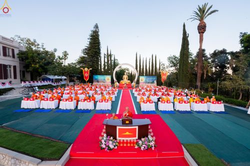 ภาพ No.332910:วันอาทิตย์ที่ 31 พฤษภาคม พ.ศ. 2569 วันวิสาขบูชา ณ วัดพระธรรมกายแคลิฟอร์เนีย  ประเทศสหรัฐอเมริกา