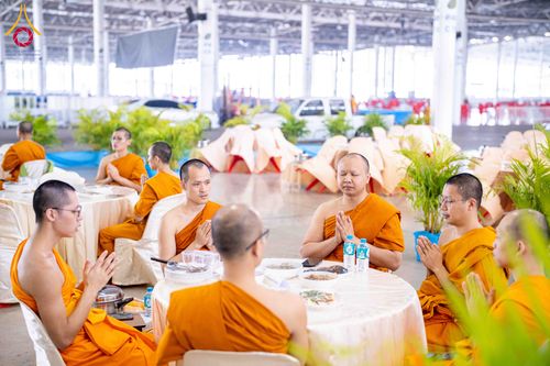 ภาพ No.309411:วันที่ 12 กุมภาพันธ์ พ.ศ. 2569 การสอบบาลีสนามหลวง ประจำปี 2569 ประโยค 1-2, ป.ธ.3/ ประโยค บ.ศ.1-2, บ.ศ.3 ณ สนามสอบประจำจังหวัดปทุมธานี แห่งที่ 2  วัดพระธรรมกาย อ.คลองหลวง จ.ปทุมธานี