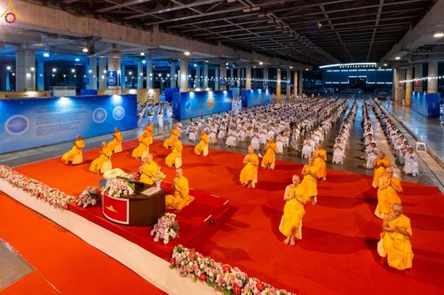 ภาพ No.345886:วันพฤหัสบดีที่ 27 สิงหาคม พ.ศ.2569 พิธีฉลองชัยสวดมนต์บทธัมมจักกัปปวัตตนสูตร 8,657,585,858 จบ ณ มหารัตนวิหารคด วัดพระธรรมกาย