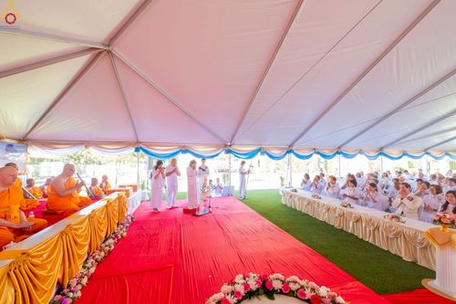 ภาพ No.259352:วันอาทิตย์ที่ 12 ตุลาคม พ.ศ. 2568 พิธีทอดกฐินบรมจักรพรรดิ สร้างอุโบสถ 82 ปี บูชาธรรมหลวงพ่อธัมมชโย ณ วัดพระธรรมกายแคลิฟอร์เนีย ประเทศสหรัฐอเมริกา 