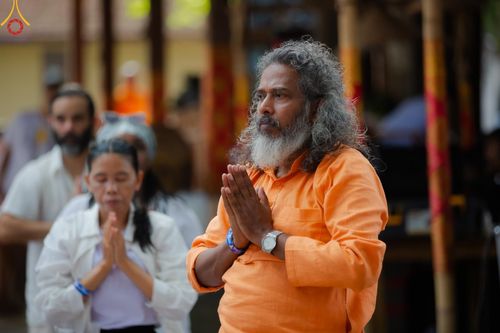 ภาพ No.156422:วัดพุทธบาหลีและวัดพระธรรมกาย จัดปฏิบัติธรรมนานาชาติ 1,151 คนจาก 78 ประเทศ ใน "วันสันติภาพสากล" ณ บาหลี อินโดนีเซีย วันเสาร์ที่ 21 กันยายน พ.ศ. 2567 เวลา 16.00-21.00 น. ณ พิพิธภัณฑ์ ARMA เมืองอูบุด จังหวัดบาหลี ประเทศอินโดนีเซีย