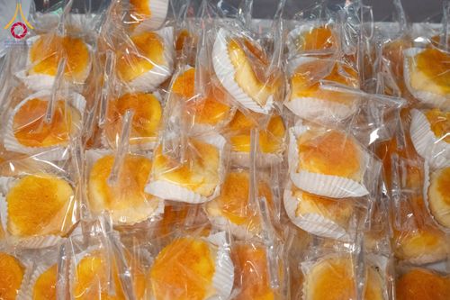 ภาพ No.192579:พิธีถวายภัตตาหารเป็นสังฆทาน แด่พระธรรมยาตรา ณ อนุสรณ์สถานคลองบางนางแท่น อ.สามพราน จ.นครปฐม ในโครงการธรรมยาตรา กตัญญูบูชา มหาปูชนียาจารย์ พระมงคลเทพมุนี(สด จนฺทสโร) พระผู้ปราบมาร อนุสรณ์สถาน 7 แห่ง ปีที่ 13 วันที่ 10 มกราคม พ.ศ. 2568