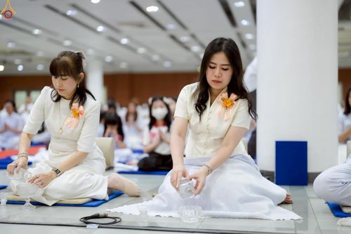 ภาพ No.228258:วันอาทิตย์ที่ 1 มิถุนายน พ.ศ.2568 พิธีถวายมหาสังฆทานพระ 100 รูป สโมสรซุปเปอร์คิดส์ ปีที่ 6 ณ ห้อง SPD 8 สภาธรรมกายสากล วัดพระธรรมกาย