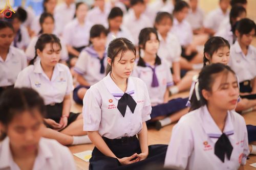 ภาพ No.103497:วันรวมพลังเด็กดี V-Star ผู้นำฟื้นฟูศีลธรรมโลก จังหวัดเชียงรายและจังหวัดพะเยา ณ ศูนย์ปฏิบัติธรรมจังหวัดเชียงราย วันที่ 2 ธันวาคม พ.ศ. 2566