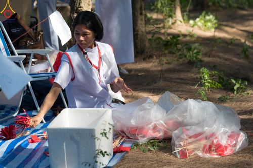 ภาพ No.107685:V.4 ทุ่มใจ การเตรียมงาน เก็บงาน การรับบุญของเจ้าหน้าที่หน่วยงานต่างๆ เพื่อโครงการธรรมยาตรา กตัญญูบูชามหาปูชนียาจารย์ พระมงคลเทพมุนี (สด จนฺทสโร) พระผู้ปราบมาร อนุสรณ์สถาน 7 แห่ง ปีที่ 12 ระหว่างวันที่ 2 - 31 มกราคม พ.ศ.2567