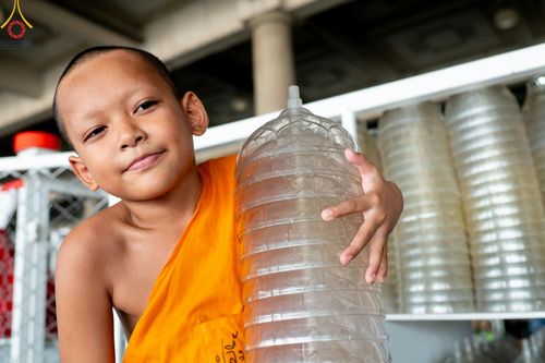 ภาพ No.60871:V.37 ยิ่งกว่าดี เพื่อ 80 ปีของพ่อ ภาพการเตรียมงานของหน่วยงานต่างๆ เพื่อพิธีฉลองอายุวัฒนมงคล 80 ปี หลวงพ่อธัมมชโย และรับถวายมหาสังฆทาน 10,000 กว่าวัดทั่วประเทศ ในวันคุ้มครองโลก วันจันทร์ที่ 22 เมษายน พ.ศ. 2567