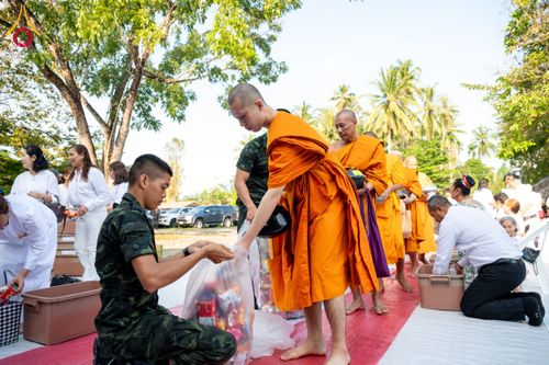 ภาพ No.208497:พิธีถวายสังฆทานแด่คณะสงฆ์ 323 วัด ปีที่ 21 ครั้งที่ 174 พิธีมอบกองทุนหนุนแรงใจช่วยครูใต้ ปีที่ 18 ครั้งที่ 138 และพิธีทำบุญอุทิศส่วนกุศลให้ผู้วายชนม์ ณ วัดบุณณาราม(วัดโคกงู) จ.นราธิวาส วันเสาร์ที่ 15 กุมภาพันธ์ พ.ศ.2568