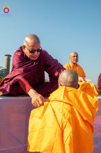 ภาพ No.130506:พิธีบรรพชาธรรมทายาท ในโครงการบรรพชา 1,250 รูป ณ แดนประสูติ สวนลุมพินี ประเทศเนปาล วันที่ 9 มีนาคม พ.ศ. 2567
