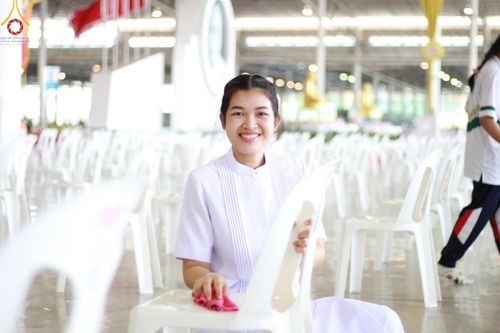 ภาพ No.134614:V.35 เพื่อบุญต้นเดือน การรับบุญของเจ้าหน้าที่หน่วยงานต่างๆ เพื่องานบุญวันอาทิตย์ต้นเดือน ณ วัดพระธรรมกาย วันที่ 7 เมษายน พ.ศ. 2567