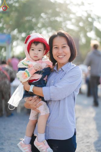 ภาพ No.193905:วัดพระธรรมกาย จัดงานวันเด็กแห่งชาติ ประจำปี พ.ศ.2568 ออกร้านอาหาร 200 ร้าน มอบของขวัญหลายหมื่นชิ้น วันที่ 12 มกราคม พ.ศ. 2568 วัดพระธรรมกาย อ.คลองหลวง จ.ปทุมธานี