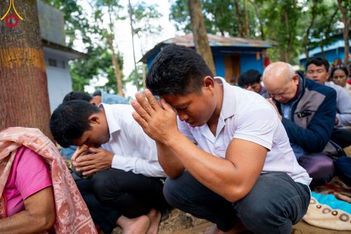 ภาพ No.98648:พิธีทอดกฐินสมทบวัดกัลยาณมิตรต่างประเทศ ณ วัดราชบัณนะวิหาร เมืองรังกามาติ ประเทศบังกลาเทศ วันศุกร์ที่ 24 พฤศจิกายน พ.ศ. 2566