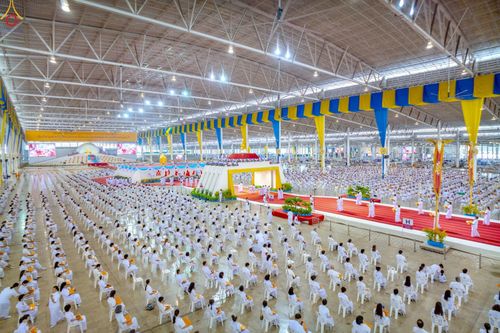 ภาพ No.251598:วันที่ 10 ตุลาคม พ.ศ. 2568 พิธีทอดผ้าป่าสมทบกฐินวัดพระธรรมกาย และสมทบกฐิน 30,000 กว่าวัดทั่วประเทศ ครั้งที่ 3 ณ สภาธรรมกายสากล วัดพระธรรมกาย