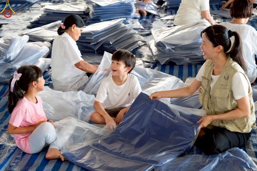 ภาพ No.218662:วันพฤหัสบดีที่ 17 เมษายน พ.ศ. 2568 การเตรียมงานในลานธรรม , สภาธรรมกายสากล , วิหารคด  เพื่องานวันคุ้มครองโลก 22 เมษายน พ.ศ. 2568