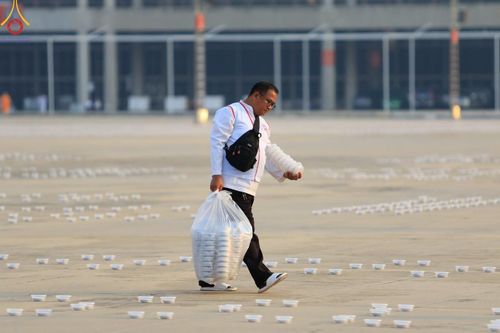 ภาพ No.122655:V.24 ใกล้ชนะ การเตรียมงาน เก็บงาน การรับบุญของเจ้าหน้าที่หน่วยงานต่างๆ เพื่อโครงการธรรมยาตรา กตัญญูบูชา มหาปูชนียาจารย์ พระมงคลเทพมุนี (สด จนฺทสโร) พระผู้ปราบมาร อนุสรณ์สถาน 7 แห่ง ปีที่ 12 ระหว่างวันที่ 2 - 31 มกราคม พ.ศ. 2567