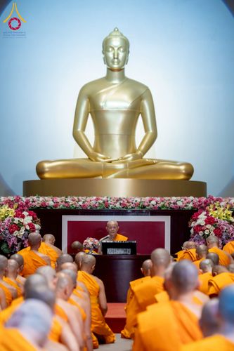 ภาพ No.233185:วันที่ 11 กรกฏาคม พ.ศ. 2568 พิธีอธิษฐานพรรษา ของคณะสงฆ์ ณ โบสถ์พระไตรปิฎก วัดพระธรรมกาย ต.คลองสาม อ.คลองหลวง จ.ปทุมธานี