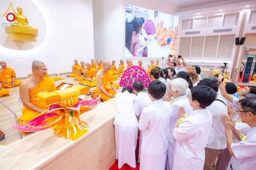 ภาพ No.165515:พิธีทอดกฐิน แสงสว่างแห่งดวงปัญญา ณ ศูนย์พุทธศาสตร์ศึกษา DCI อ.บางบาล พระนครศรีอยุธยา วันเสาร์ ที่ 20 ตุลาคม พ.ศ. 2567