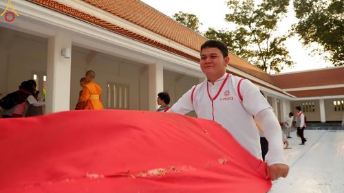 ภาพ No.205492:V.53 สารพัดV สารพัดดี ที่วัดโบสถ์บน ในโครงการธรรมยาตรา กตัญญูบูชา มหาปูชนียาจารย์ พระมงคลเทพมุนี(สด จนฺทสโร) พระผู้ปราบมาร อนุสรณ์สถาน 7 แห่ง ปีที่ 13 ระหว่างวันที่ 2-31 มกราคม พ.ศ. 2568