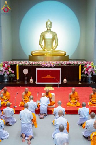 ภาพ No.256229:วันที่ 4 ตุลาคม พ.ศ. 2568 พิธีบรรพชาอุปสมบท  โครงการอุปสมบทหมู่บูชาธรรม 141 ปี  พระมงคลเทพมุนี (สด จนฺทสโร) ณ โบสถ์พระไตรปิฏก วัดพระธรรมกาย จ.ปทุมธานี