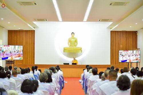 ภาพ No.250100:วันที่ 26-28 กันยายน พ.ศ. 2568 โครงการอบรมอุบาสกแก้ว อุบาสิกาแก้ว รุ่นที่ 3 ตัวแทนทอดกฐินสามัคคีทั่วไทย 30,000 วัด ณ ศูนย์ปฏิบัติธรรมจันทบุรี จ.จันทบุรี