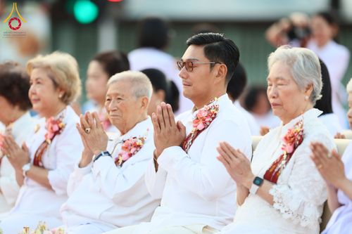 ภาพ No.312757:วันอาทิตย์ที่ 8 มีนาคม พ.ศ.2569 ทำบุญเมืองนครราชสีมา 558 ปี ตักบาตรพระ 10,000 รูป (ภาพชุดที่ 2)