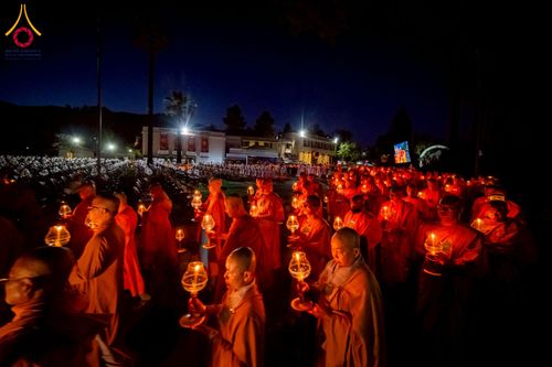 ภาพ No.225750:วันอาทิตย์ที่ 11 พฤษภาคม พ.ศ. 2568 วัดพระธรรมกายแคลิฟอร์เนีย จัดงานวิสาขบูชานานาชาติ และถวายมหาสังฆทานคณะสงฆ์ 120 รูป