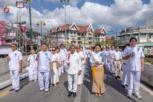 ภาพ No.211404:วันอาทิตย์ที่ 16 มีนาคม พ.ศ. 2568 ธรรมยาตราอัญเชิญพระบรมสารีริกธาตุ รอบเมืองปัตตานี ประดิษฐาน ณ ปทุมเจดีย์ เจดีย์พระพุทธเจ้า 5 พระองค์  ศูนย์อบรมเยาวชนปัตตานี