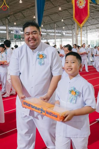 ภาพ No.167742:พิธีทอดกฐิน และ พิธีกรานกฐิน ในวันอาทิตย์ที่ 3 พฤศจิกายน พ.ศ. 2567 ณ วัดพระธรรมกาย จ.ปทุมธานี