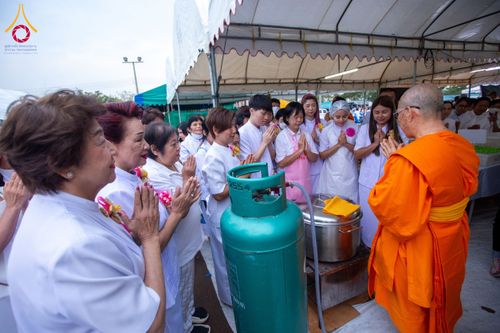 ภาพ No.118083:พิธีถวายภัตตาหารเป็นสังฆทาน แด่คณะพระธรรมยาตรา ปีที่ 12 วันที่ 24 มกราคม พ.ศ. 2567 ณ อนุสรณ์สถานบางนางแท่น จ.นครปฐม